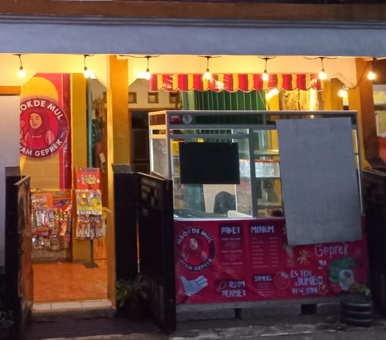 Ayam Geprek Mbokde Mul